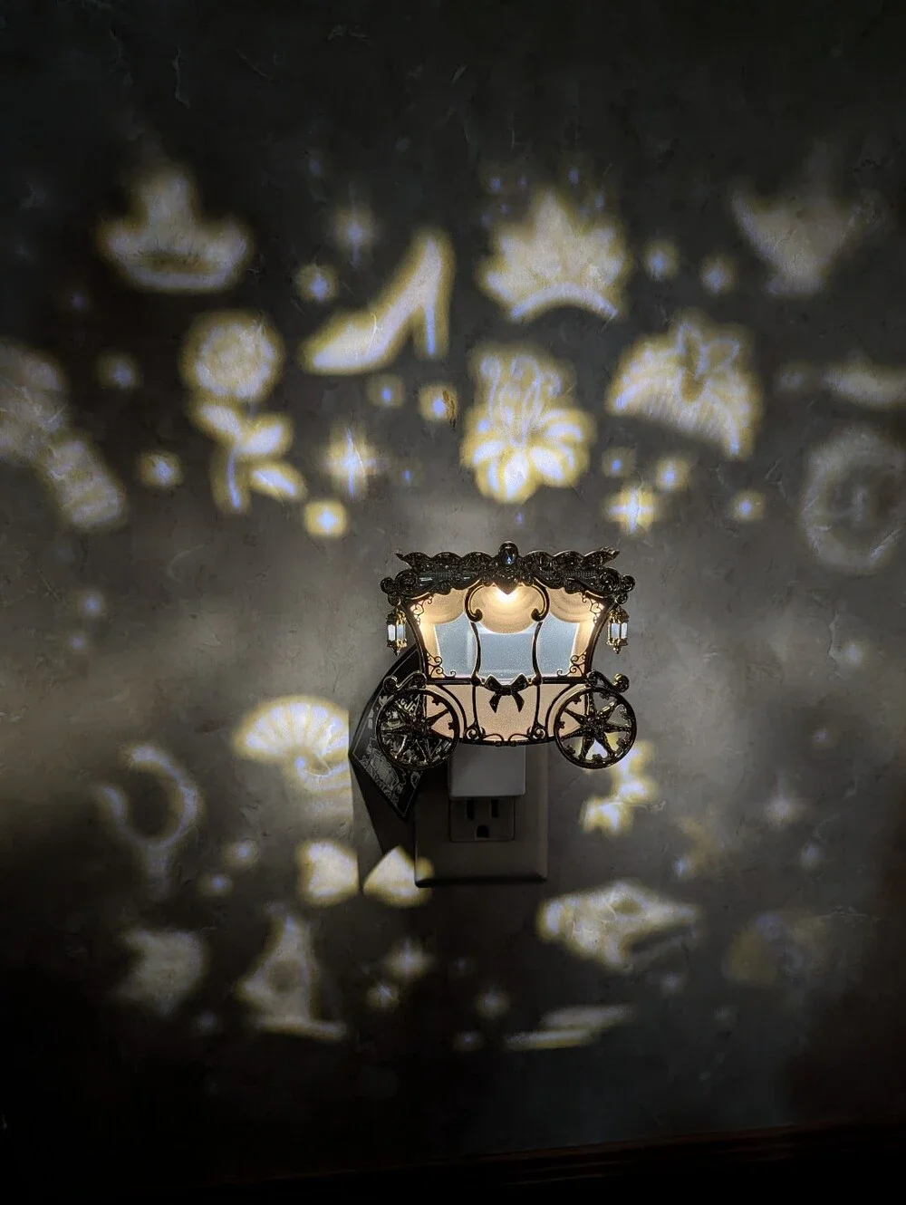 Bath & Body Works Disney Princess Carriage Projector Wallflower Plug-in